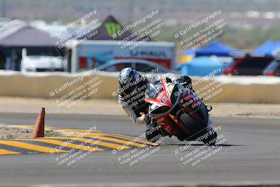 media/Oct-09-2022-SoCal Trackdays (Sun) [[95640aeeb6]]/Turn 2 (1110am)/